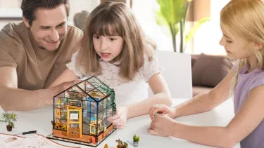 Neden Minyatür Dünyalar İnşa Etmek Stresi Azaltır?
