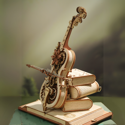 Büyülü Çello detay çekimi – çello gövde, teller ve kemer detayıyla minyatür enstrüman -3