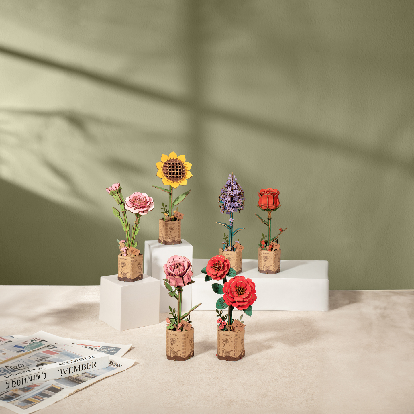 Günebakan minyatür ahşap çiçek aranjmanı – sarı güneş çiçeği, ahşap saksı, küçük bir tavşan figürü ve 'for you' yazılı etiketle masa süsü -5